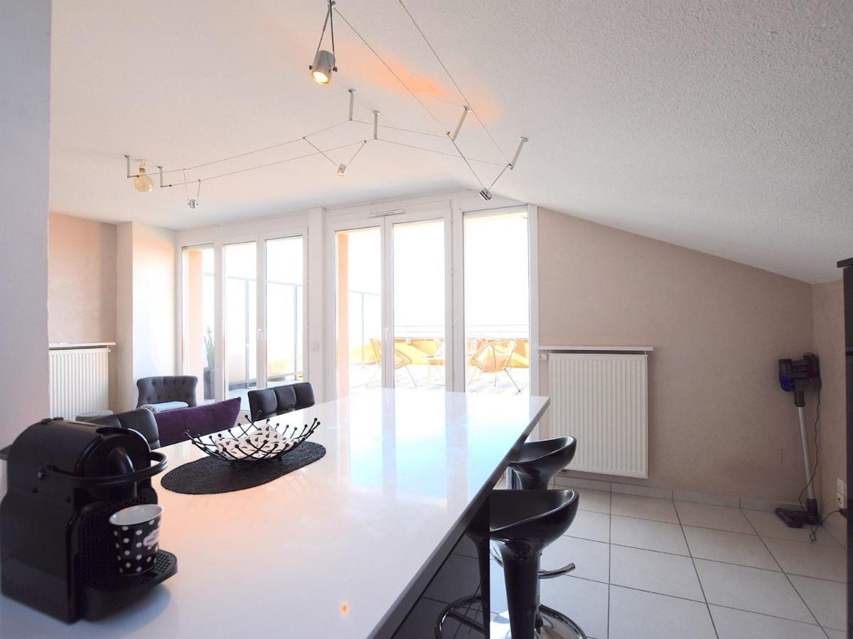 Spacieux Appartement Avec Terrasse, Animaux Admis Et Parking - Fr-1-498-69 Evian-les-Bains Exterior photo
